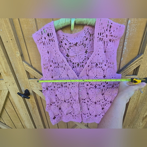 Handmade Crochet Floral Pink Vest 1X - Picture 3 of 4